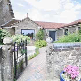 Primary image 1 Leigh Holt, โรงแรม & ที่พัก Holcombe