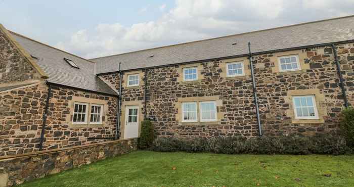 Others Granary Stone House