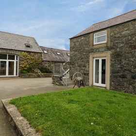 Primary image 1 Dinas, Pistyll Hotels