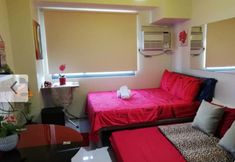 Others 5 Horizon 101 studio units by Felicity Bedsit