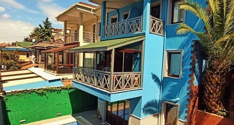 อื่นๆ 2 Mavilla Hotel