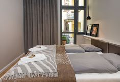 Lain-lain 6 PAULOVE Apartments