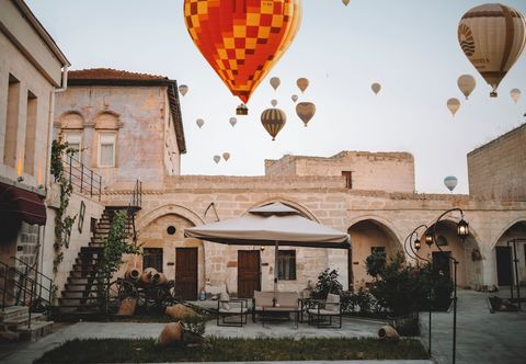 Others Cavusin Cave House