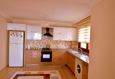 Others 6 Elite Suite