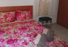 Others 4 Eden's sweet place