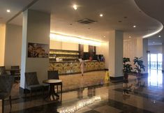 其他 4 Throne Beach Resort & Spa