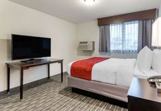 기타 5 Comfort Inn & Suites Tigard near Washington Square