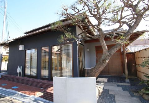 Others BOND - Hostel