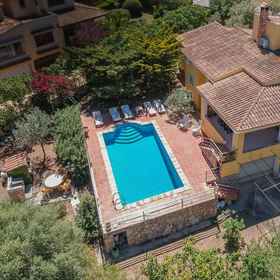 Primary image1Casa Capitán, Piscina Privada, WiFi, Cerca de la playa,埃斯波尔莱斯飯店