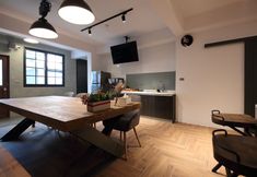 Khác 5 G.O.A.T Hostel