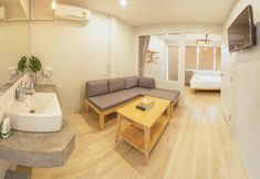 Others 6 Ekanake Hostel