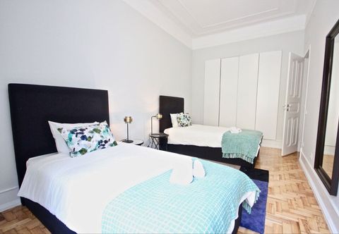 Lain-lain Akicity Lisboa Iris