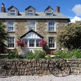 Primary image 1 Pengelly Farmhouse B&B, Deviock Hotels