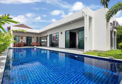 Others Large 3BR Villa with Big Pool by Intira