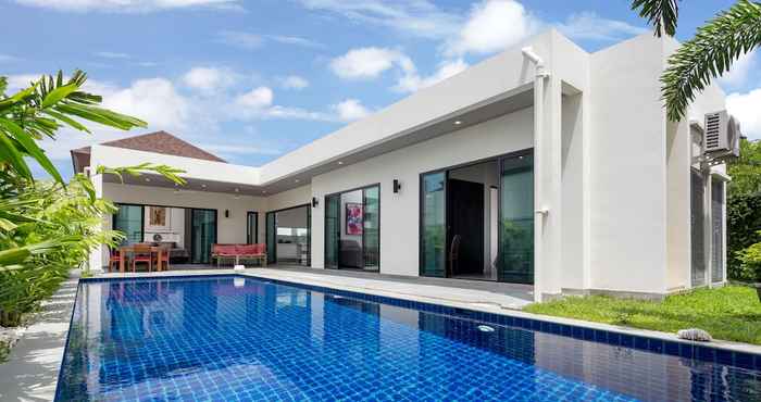 Lainnya Large 3BR Villa with Big Pool by Intira