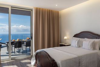 其他 4 Cliffscape by Our Madeira