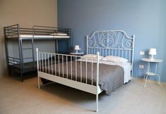 Others 2 Residence Sella