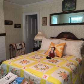 The Pratt Smith House B&B 1 普拉特史密斯之家民宿, 尤蒂卡大学 酒店