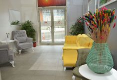 อื่นๆ 7 Nar Palace