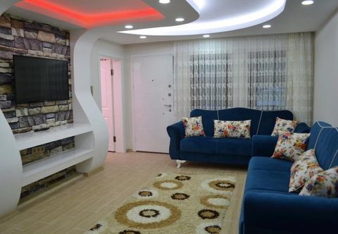 Others Hanzade Apart