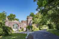 Lain-lain East Gatehouse Lodge