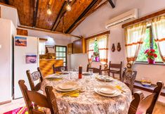 Others 3 Aadonis Villa