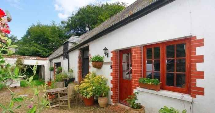 Khác Monkleigh Coachmans Cottage 1 Bedroom