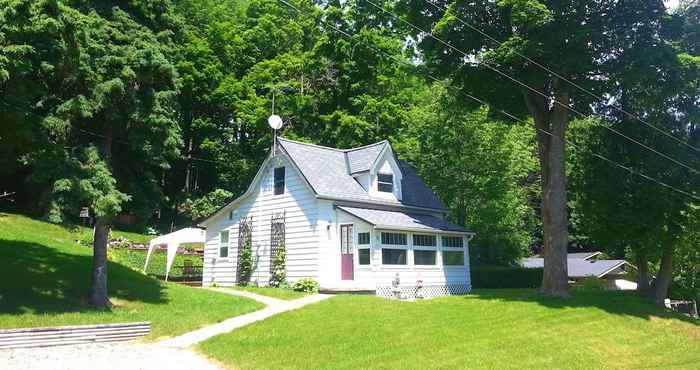 Others 2 bedroom Wiffen Cottage