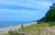 Others 6 Beach Front GeoDome Cottage