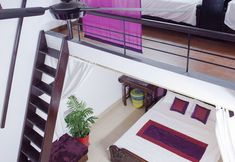 Others 3 NQ Vintage House