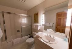 Others 5 Northwoods Condo Private Ski-In Ski-Out Access to Vail Mountain by RedAwning