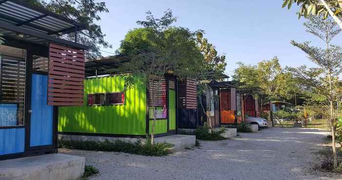 Khác Container Motel