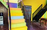 Lainnya 2 Colors Boutique Hostel