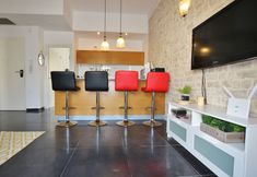 Others 5 Designer Apt Great Location Hilton beach