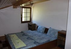 Others 3 Zeyrek Apart