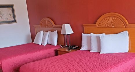 Lainnya 2 Americana Inn