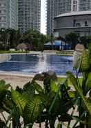 Foto utama 2 BR Condo by JAD at Azure Urban Resort Residences