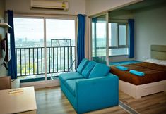 Lain-lain 3 Centric Royal by Swimming Pool