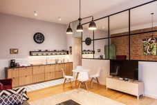 Others BC7 Apartments