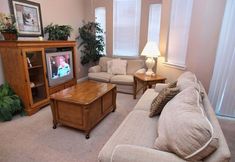 Others 6 Enchanted Retreat