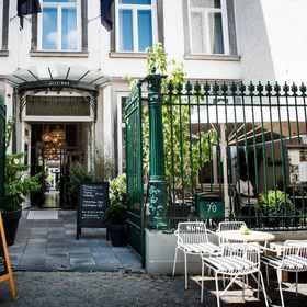 Primary image 1 Fitz-Roy Urban Hotel Bar and Garden, Fort Sint Pieter Hotels