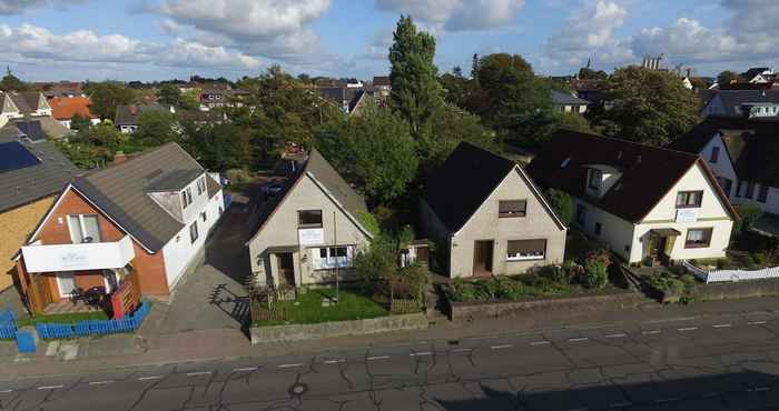 Lain-lain Hotel Dorfkrug Büsum - Altbauteil