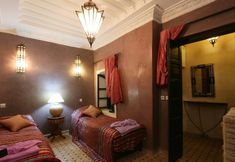 기타 7 Riad El Bellar