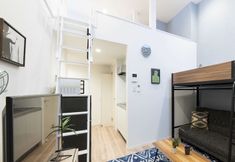 Others 6 Trip Pod Sumiyoshi C