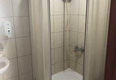 기타 2 Karya Apart