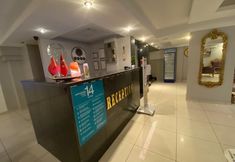 Lain-lain 3 Grand Hotel 53