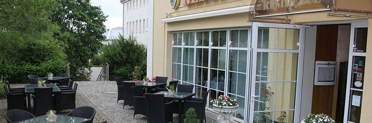 อื่นๆ Hotel & Restaurant Residence