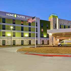 Primary image1普萊諾傳奇維斯特希爾頓惠庭飯店,Legacy Car Wash & Detail Center飯店