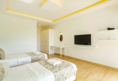 Others 2 Infinity Sky