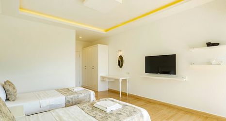 Others 2 Infinity Sky